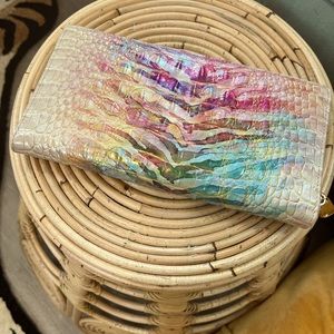 BRAHMIN SKYLAR CLUTCH WALLET ENTICE OMBRE MELBOURNE